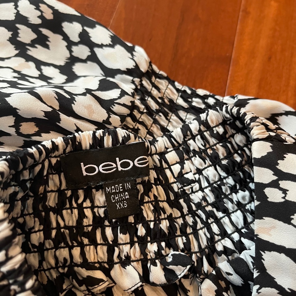 Bebe Romper Shorts One-Piece Strapless‎ Animal Print Black White Ruffle XXS 2XS - Picture 2 of 12